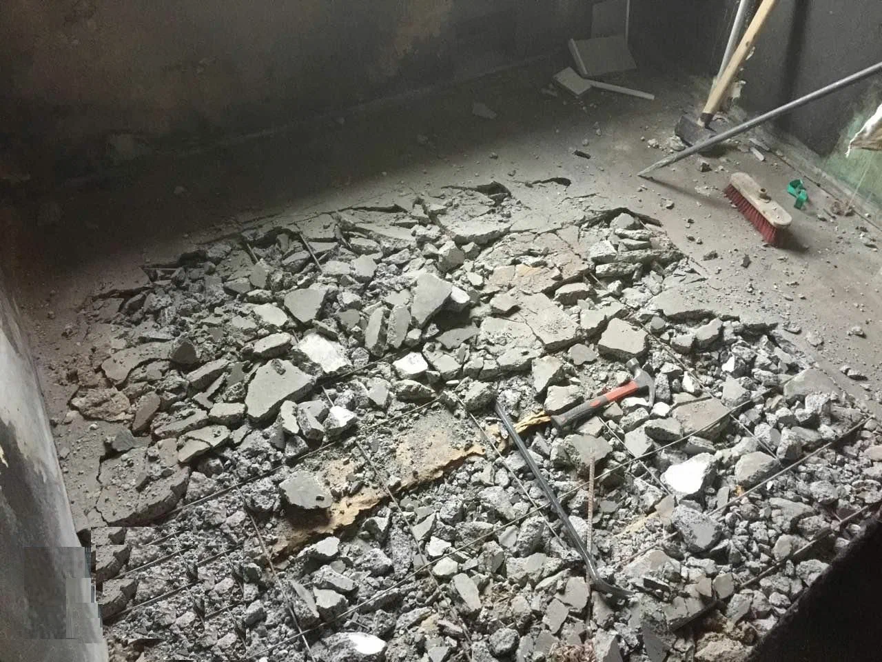 Вывоз мусора с грузчиками